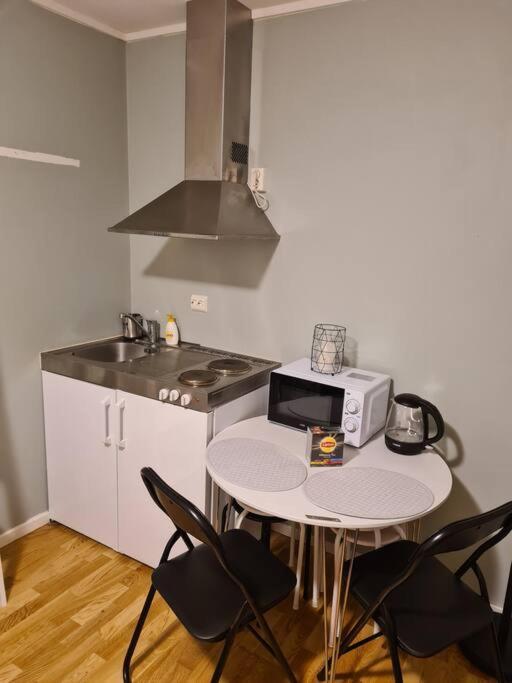 Small Studio Appartment Tromsø Eksteriør billede
